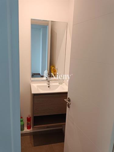 Oficina Nueva Semiamoblada En Arriendo En Focus Center