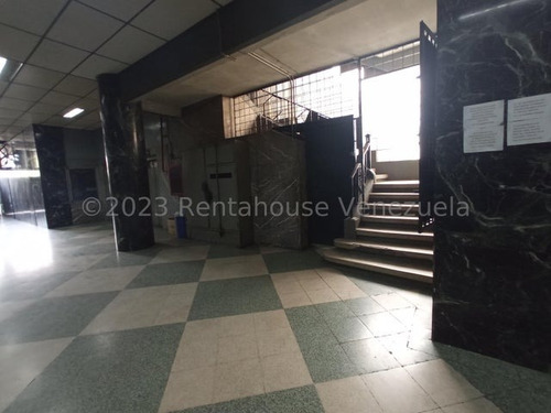 Imagen 4 de 6 de Oficina En Alquiler Centro De Caracas 23-18942 Lr 04122183486