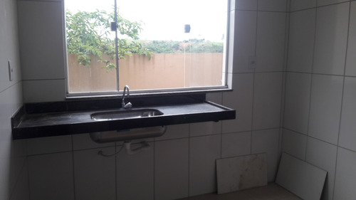 Imagem 5 de 14 de Casa Geminada 02 Quartos Cidade Nova