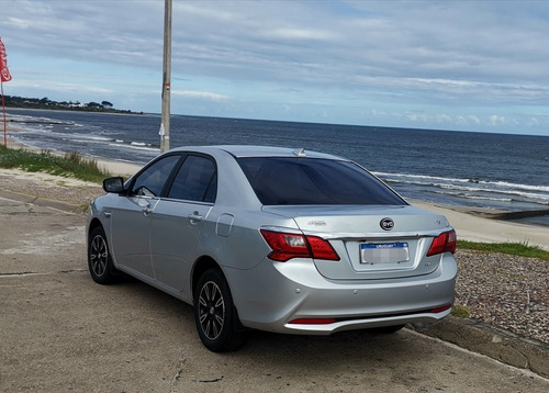 Byd F3 New 1.5 Extra Full