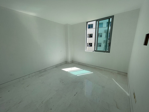 Imagen 17 de 23 de Vendo Apartamento 268m2 4h/5b/4p La Castellana