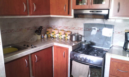 Imagen 4 de 9 de Apartamento Charallave Centro. Los Samanes + 2aires/a.oferta