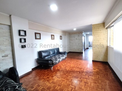 Imagen 14 de 30 de Apartamento En Venta En El Centro De Cabudare Cuenta Con 3 Habitaciones, 2 Modernos Baños, Iluminados Espacios De Sala Y Comedor, Cocina Iluminada Y Área De Lavandería Gabriela C.