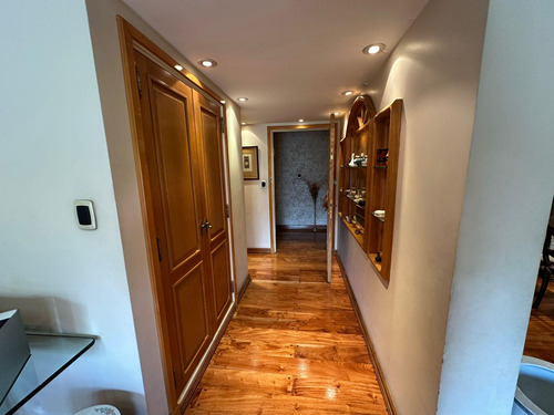 Venta 4 Ambientes Con Dependecia, Cochera Y Baulera