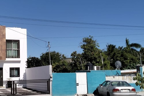 Casa En Venta A Sólo 9 Cuadras Del Malecón, En La Ladrillera