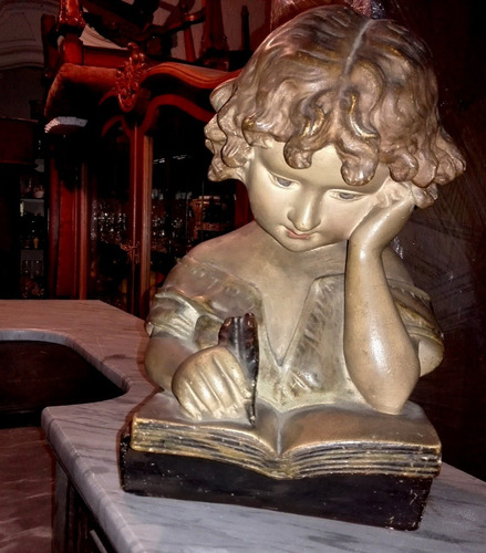 Muy Antigua Escultura Busto Niña En Yeso Escribiendo