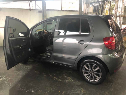 Volkswagen Fox 2014 1.0 12v Bluemotion Total Flex 5p