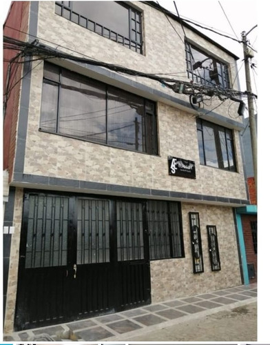 Casa En Venta  Remodelada  En Santa Rosita