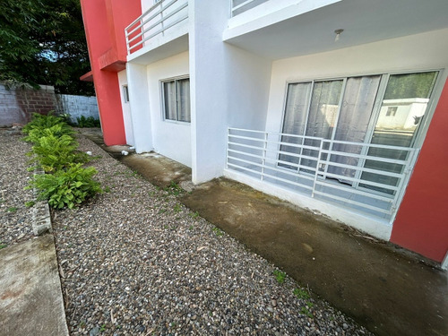 En Venta Apartamento Moderno Y Económico Con Patio