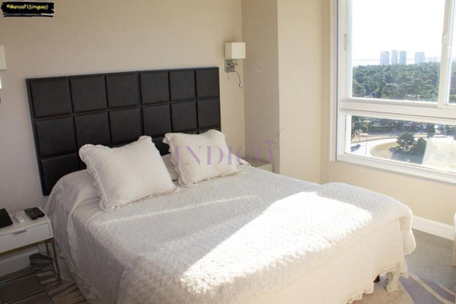 Imagen 10 de 19 de Apartamento En Torre Full Amenitites En Punta Del Este, 2 Dormitorios Y 2 Baños
