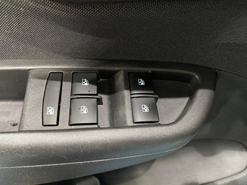 Chevrolet Onix Onix 1.4 MPFI LTZ 8V FLEX 4P MANUAL