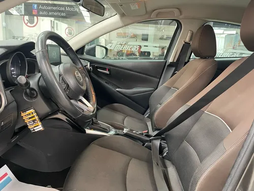Mazda 2 1.5 Touring