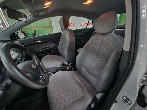 Hyundai HB20S 1.6 COMFORT PLUS 16V FLEX 4P AUTOMÁTICO