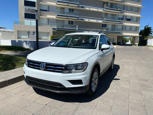 Volkswagen Tiguan 1.4 Trendline At