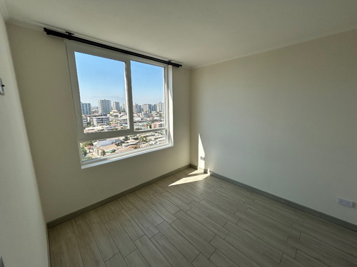 Metro Lo Ovalle; Impecable - 1dorm+1b, Oriente, Codjc