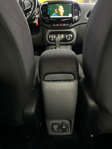 Fiat Toro 2.4 16v Freedom Flex 4x2 Aut. 4p