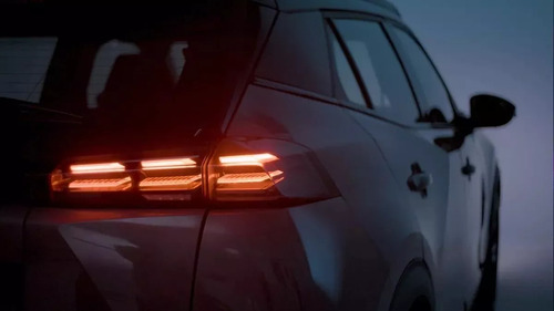 Peugeot 2008 1.0T Allure