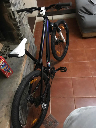 Bicicleta Mondraker Play 3 Dirt , Mtb , Freestyle Sram Launc (Usado)