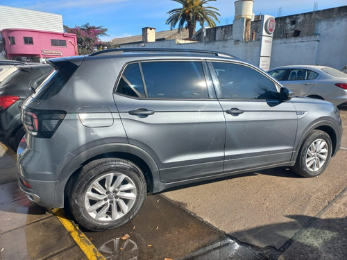 Imagen 10 de 22 de Volkswagen T-cross