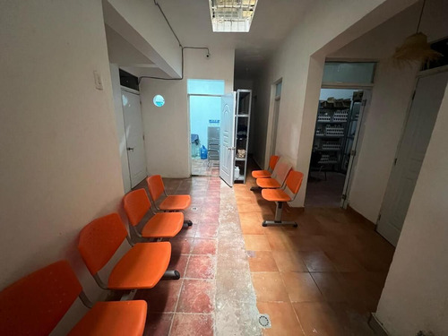 Edificio De Venta En Zona Colonial, Distrito Nacional