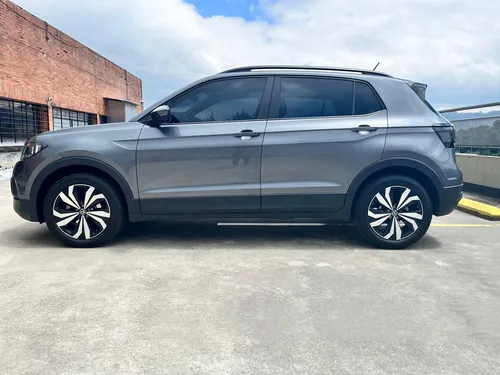 Volkswagen T-Cross 1.0T Trendline Automatica