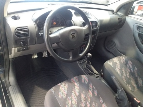 Chevrolet Corsa Hatch Maxx 1.8 Flex 2005 Completo