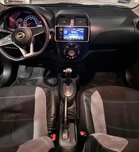 Nissan March 1.6 Exclusivo At