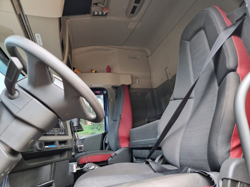 Imagem 12 de 15 de Volvo Fh 540 8x2 Ano 2020/2021 Teto Alto Volvo Teto Alto