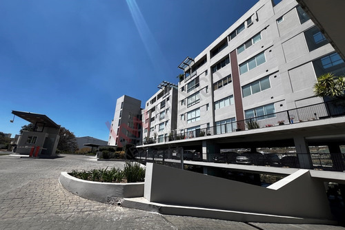 Vive El Lujo Y La Exclusividad En Lomas Country Interlomas, Vista Sol