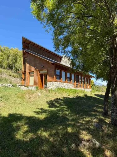 Casa Piedra Y Madera, 3 Ha, Vista A 2 Cerros