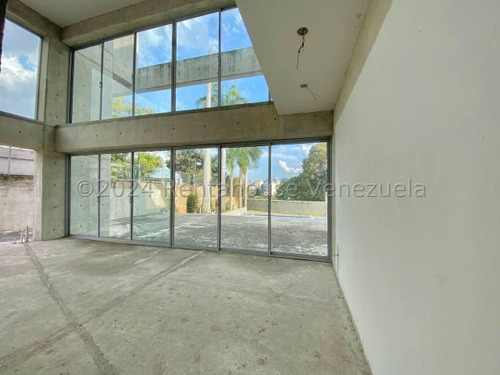 Edificio En Venta En Chulavista 24-16258 Cs