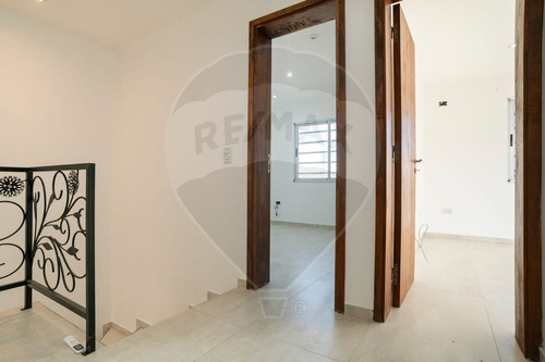 Casa En Venta En Arana
