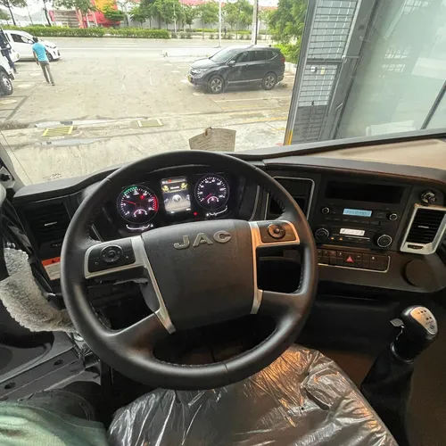 Jac Xvr