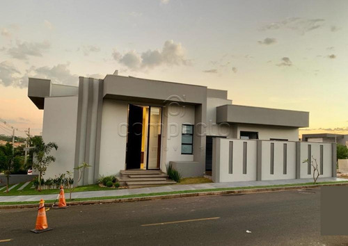 Imagem 8 de 10 de Casas - Ref: V14687