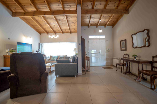 Casa En Venta - Palihue