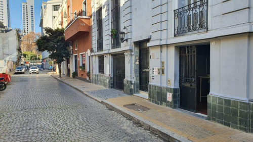 Imagen 1 de 12 de Local - San Telmo-pje.san Lorenzo Y Balcarce-200m2-opcion En Block 2 Locales 410m2-escucho Ofertas