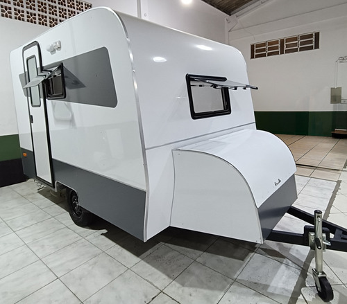 Trailer Home Para 4 Pessoas Modelo 320 C/ Cozinha E Banheiro