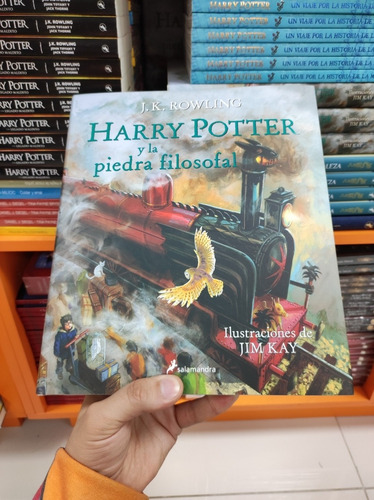 Libro Harry Potter Y La Piedra Filosofal Ilustrado Tapa Dura