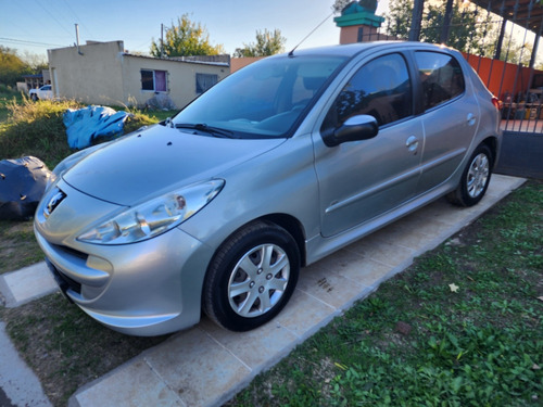 Peugeot 207 Compact Allure 1.4