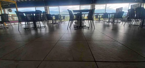 Local En Arriendo Y Venta En La Avenida Centenario / Armenia (279057268).