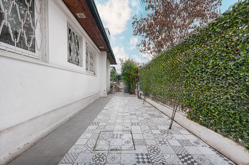 Casa Amplia Y Remodelada-sector Pedro Valdivia-plaza Zañartu