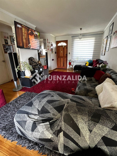 Casa En Venta De 3 Dorm Con Piscina En Puente Alto