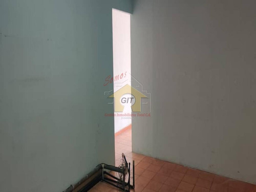 Imagen 5 de 12 de Oficina En Venta Las Quintas De Naguanagua