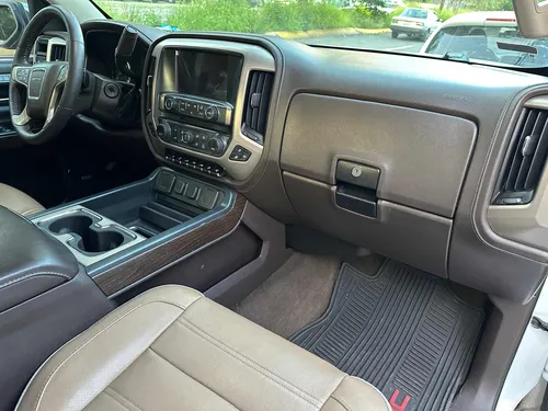GMC Sierra 6.2 Denali Dvd At