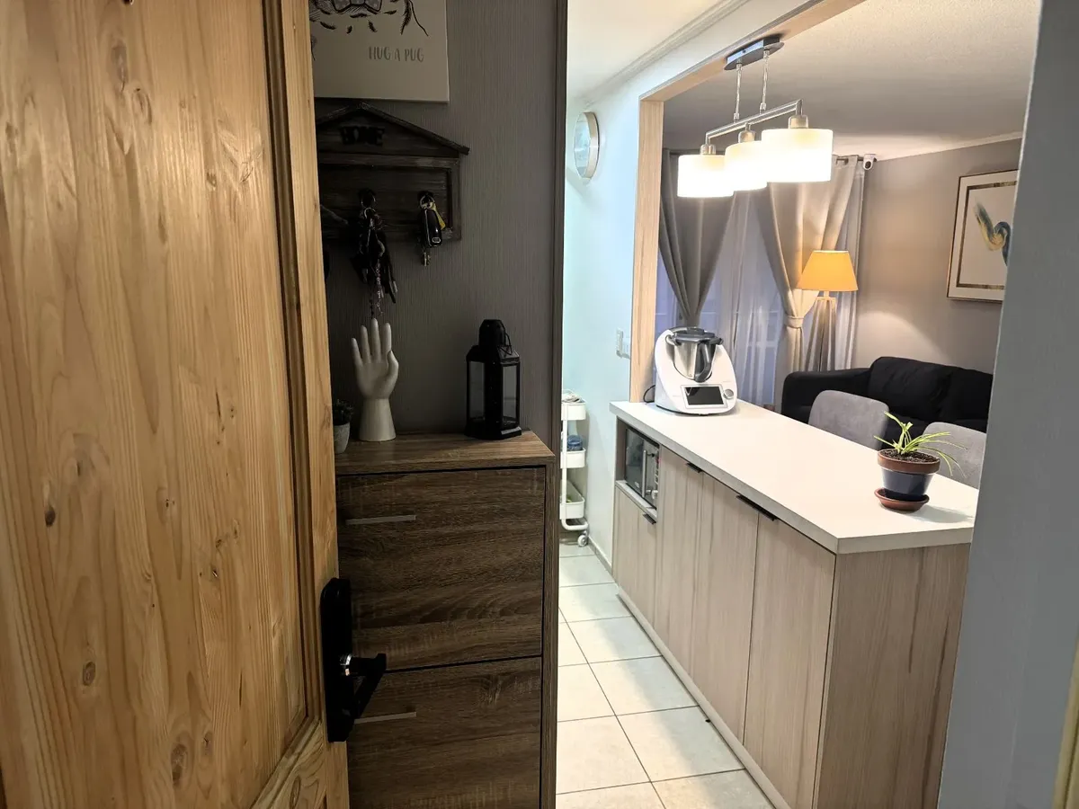Imagen 2 de 18 de Remodelado, 3 Dormitorios, 2 Baños, Estacionamiento, Terraza