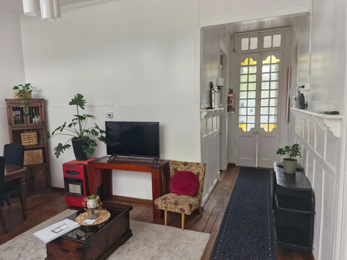 Excelente Y Comoda Casa En Venta, Comuna De Stgo. Centro