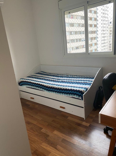 Apartamento À Venda Na Rua Benedito Lapin, Itaim Bibi, São Paulo - Sp - Liv-12090
