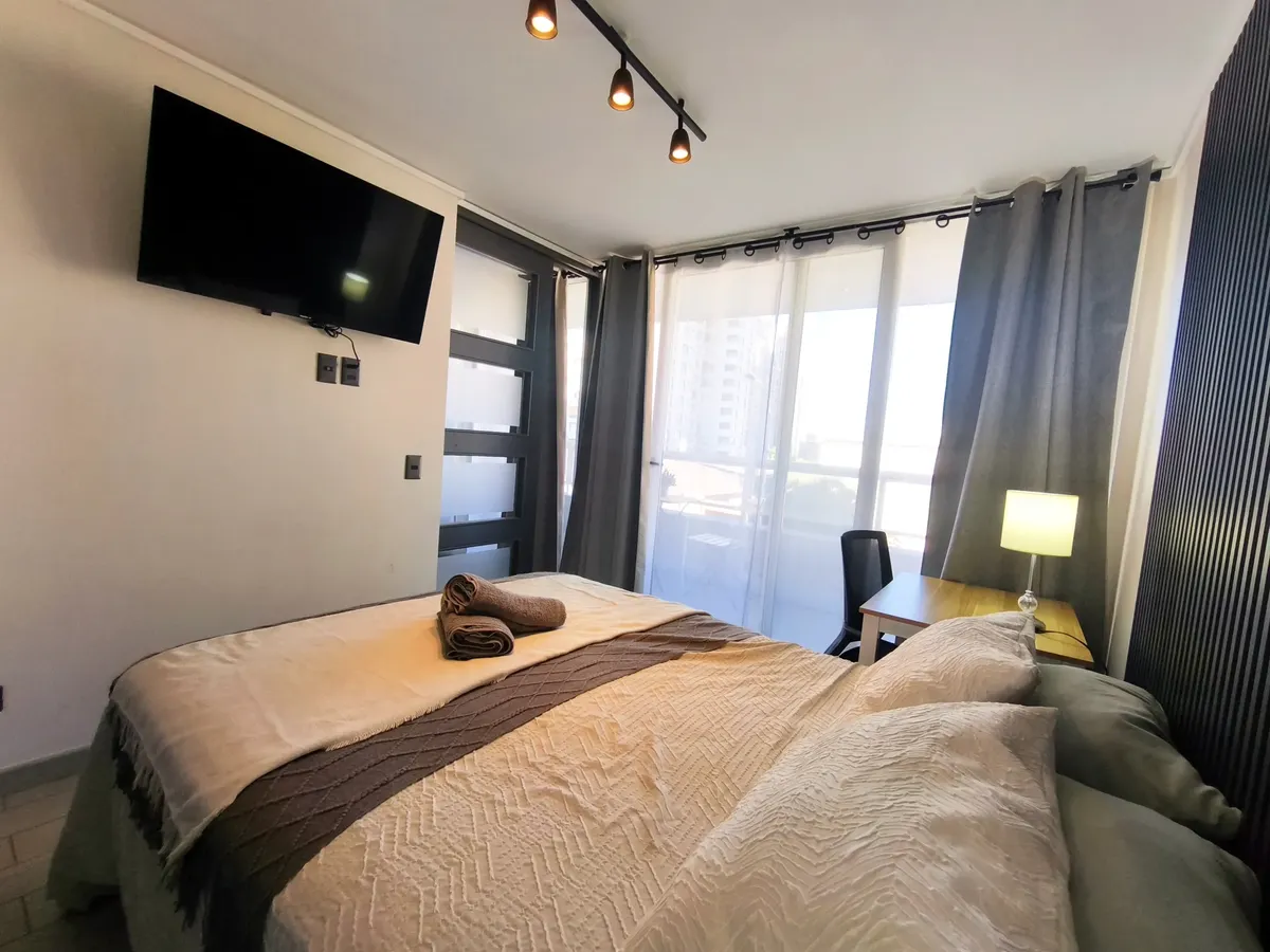 Imagen 5 de 18 de Zenteno/ Parque Almagro, Estilo Hotel 1dor. 1baño Pisc.