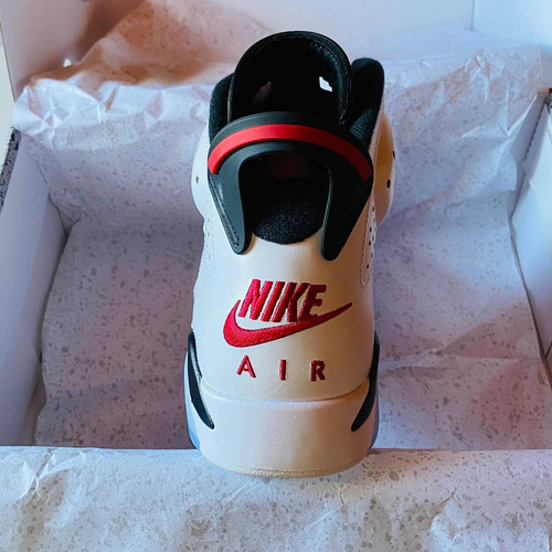 Jordan Retro 6 - Carmine 40.5/7.5 (original)