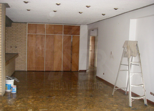 Se Vende Interesante Casa En Parte Alta De La Florida Con 4 Amplios Apartamentos